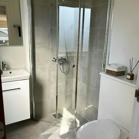 Ferienhaus Charming Just 450 M From The Water