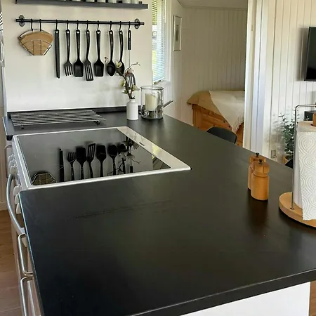 度假居 Charming Just 450 M From The Water *