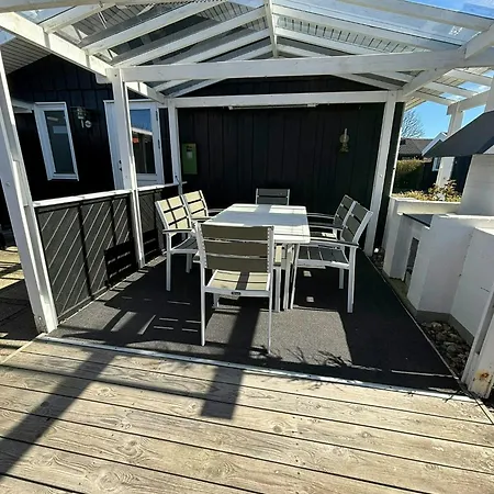 Charming Just 450 M From The Water * Otterup